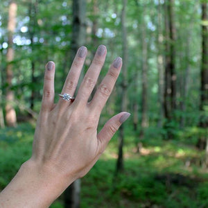 8 Engagement Ring Tips For Your Outdoorsy Girl