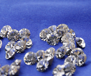 Taking A Closer Look At Diamond Polish & Symmetry