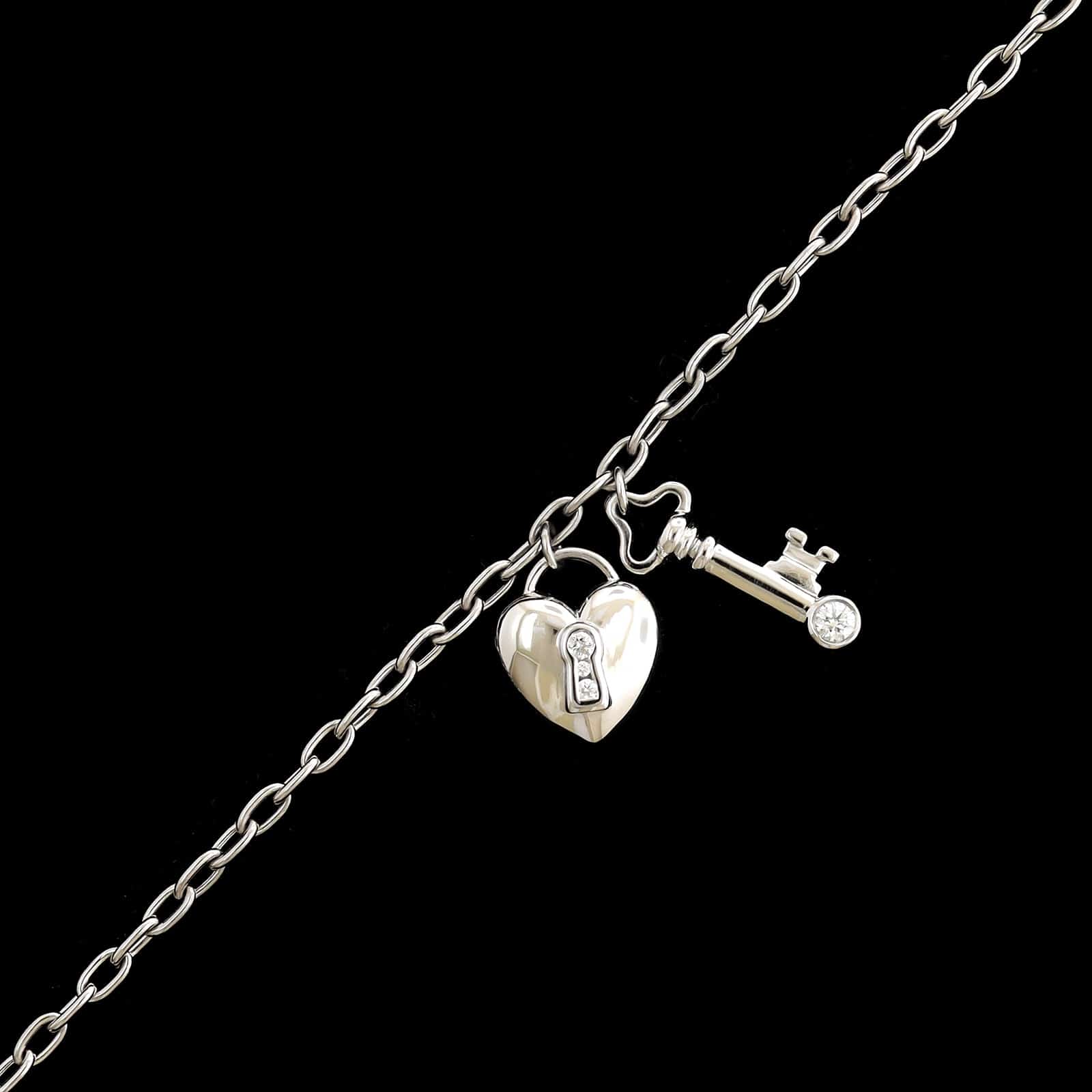 Tiffany Platinum Estate Heart Lock and Key Bracelet – Long's