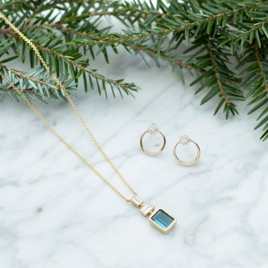 How to Style Your Fashion Jewelry During the Winter Months