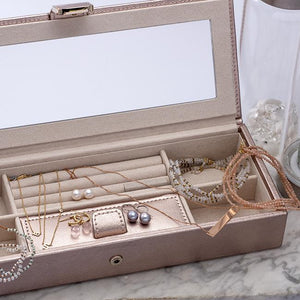 Personal Gifts Your Bridesmaids Will Love