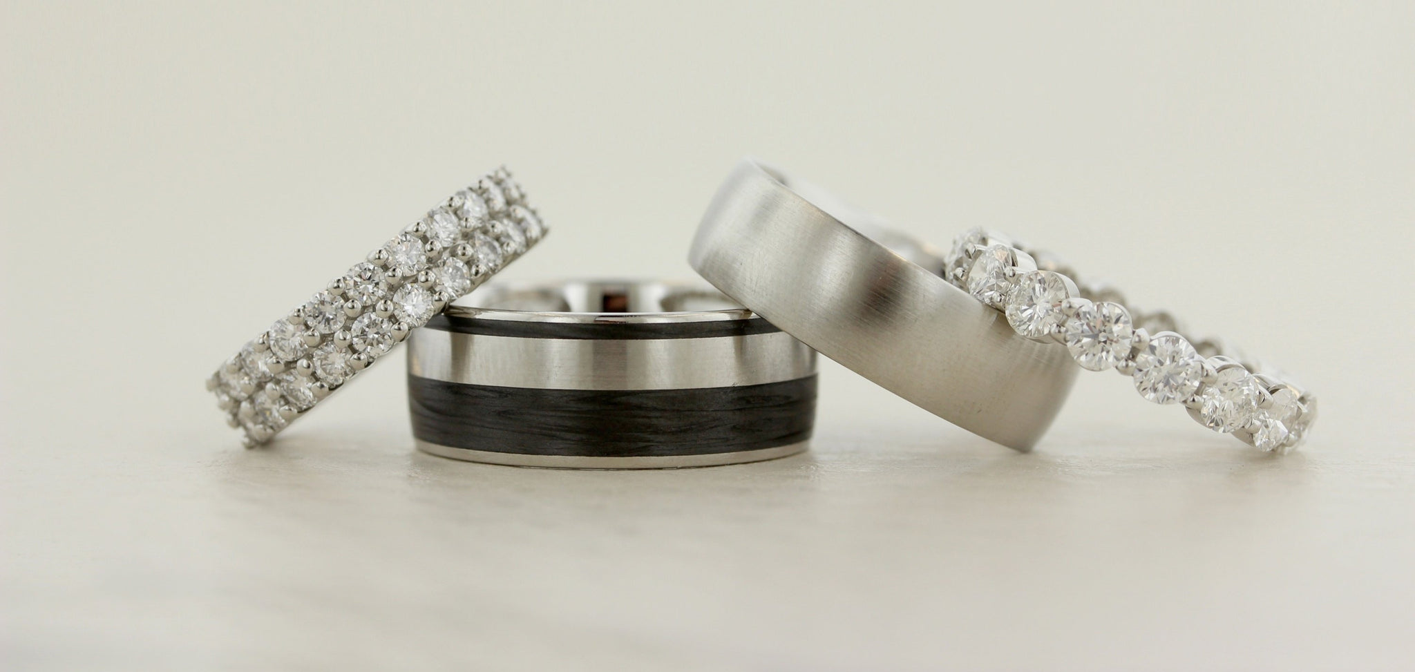 [Quick Tip] The Best Way To Clean Your Wedding Band At Home
