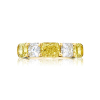18K Yellow Gold Alternating Fancy Yellow and White Radiant Cut Diamond Band