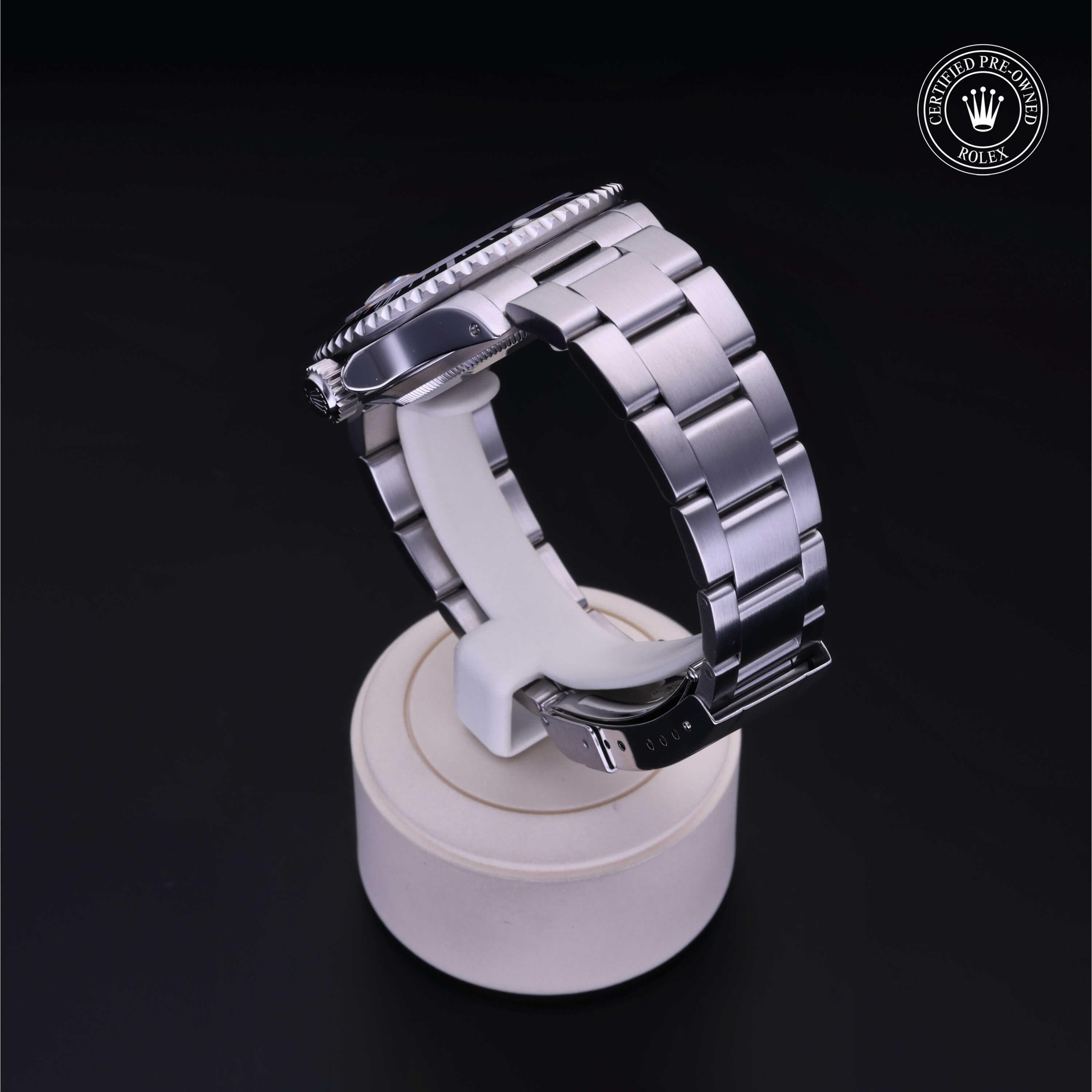 Rolex Certified Pre-Owned Submariner Date