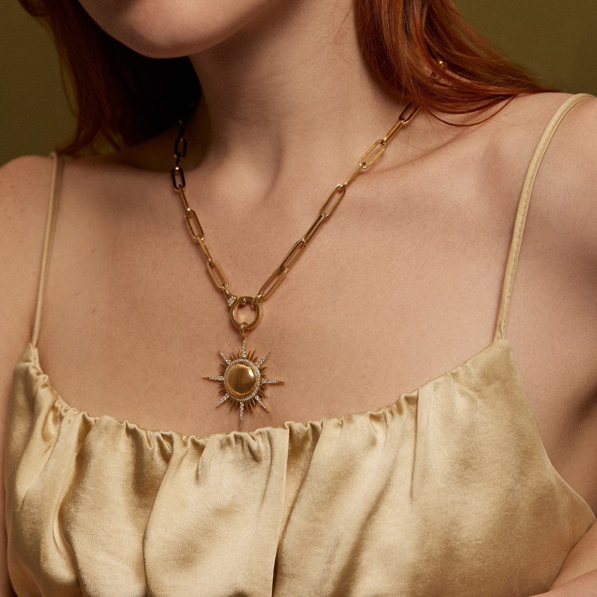Sorellina 18K Yellow Gold Diamond Sun Motif Pendant
