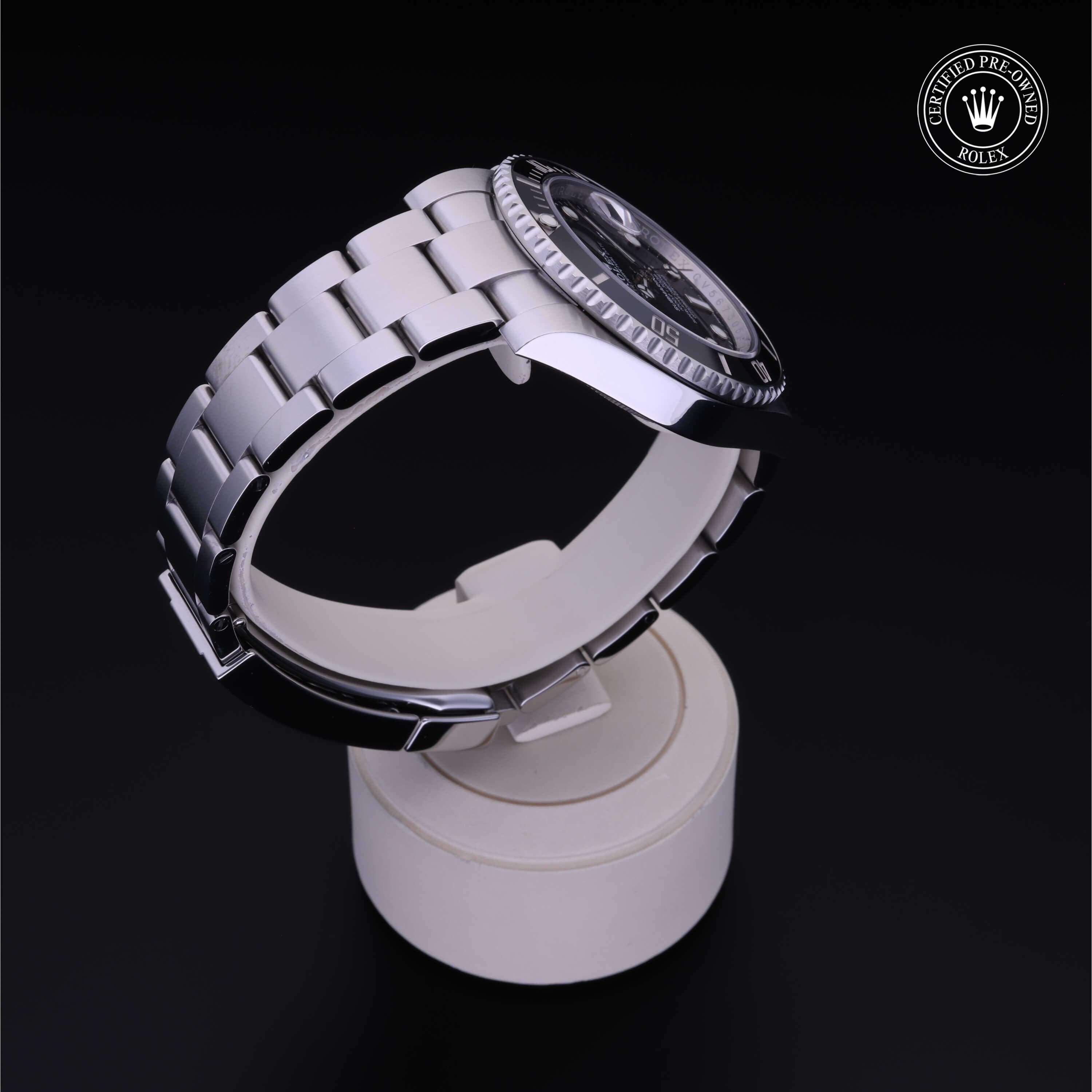 Rolex Certified Pre-Owned Submariner Date
