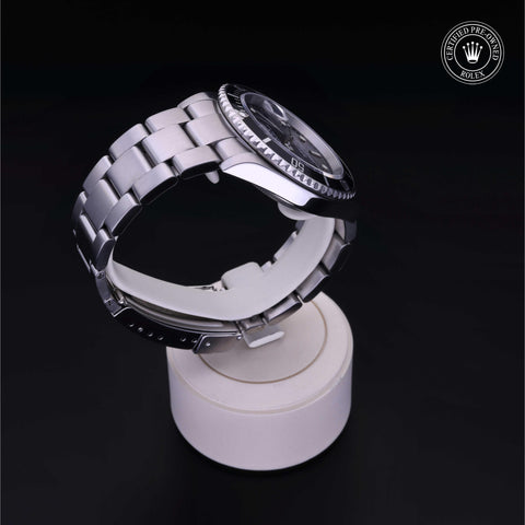 Rolex Certified Pre-Owned Submariner Date