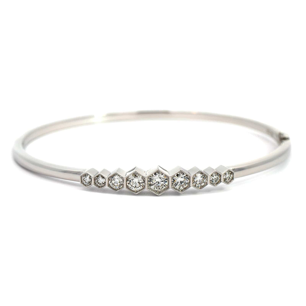 18K White Gold 9 Diamond Bangle