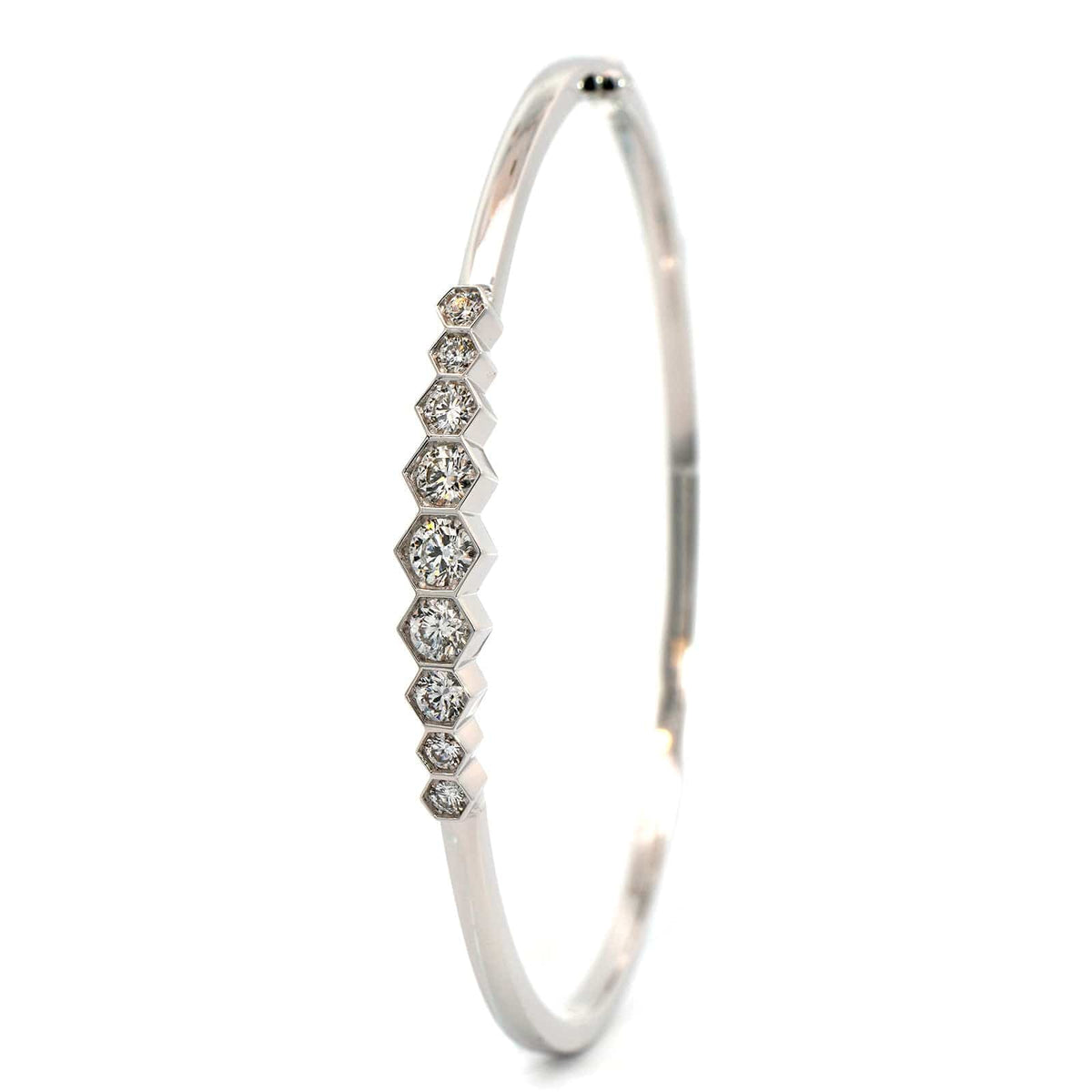 18K White Gold 9 Diamond Bangle