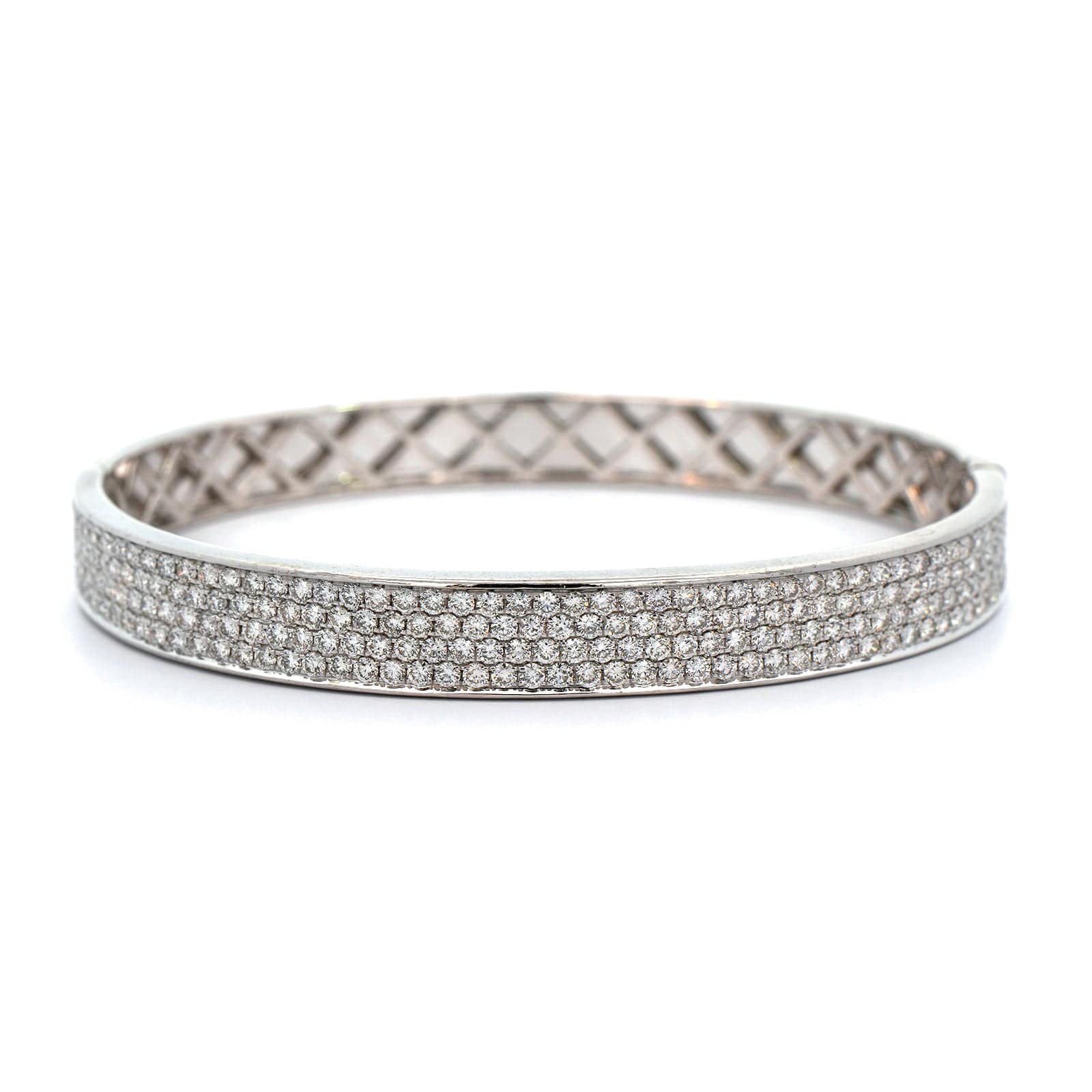 18K White Gold Pave Diamond Bangle Bracelet