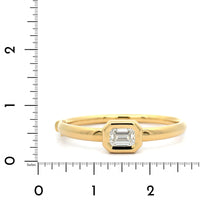 18K Yellow Gold Bezel Set Emerald Diamond Bangle Bracelet
