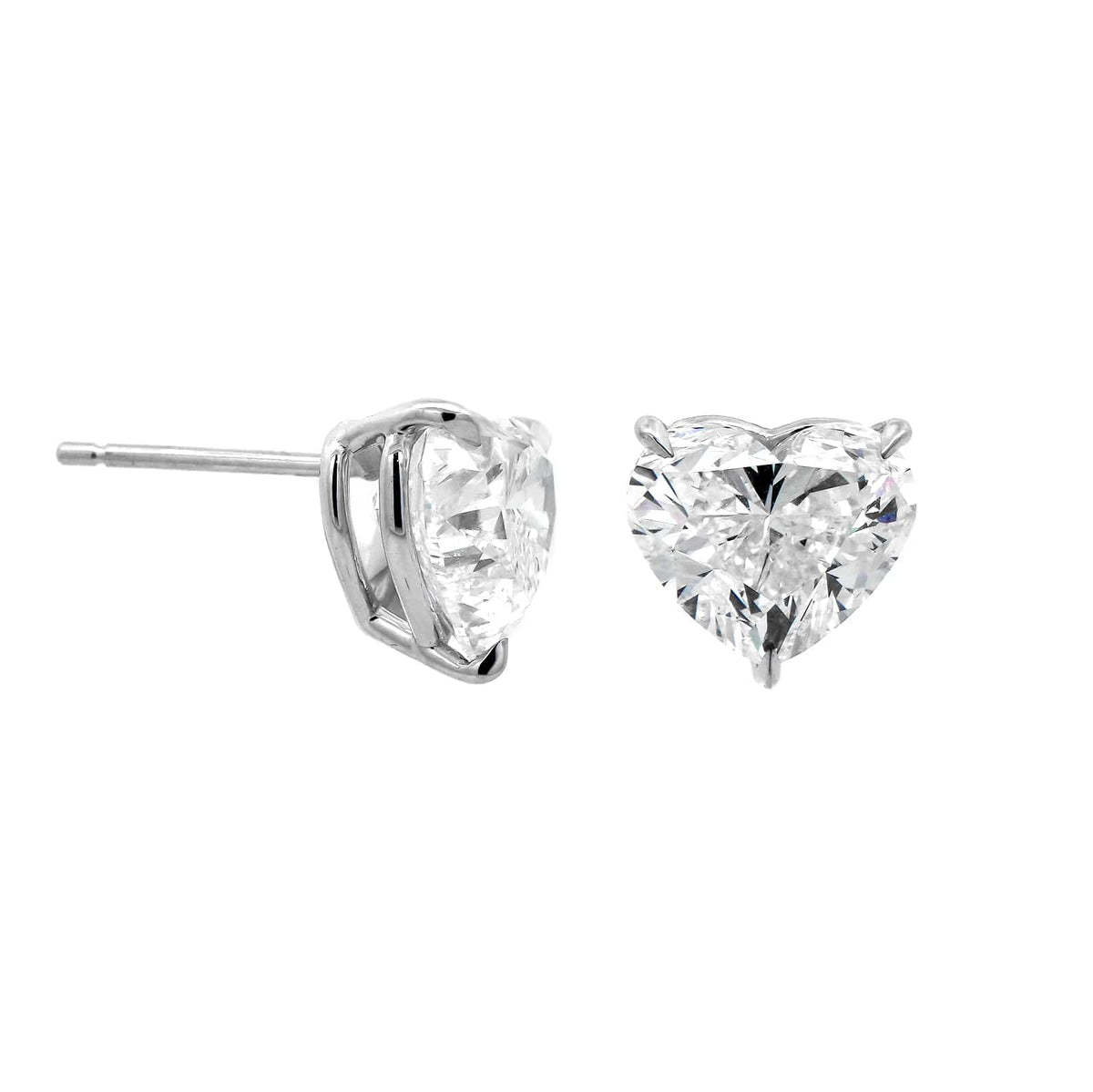 18K White Gold Heart Shaped Diamond Stud Earrings