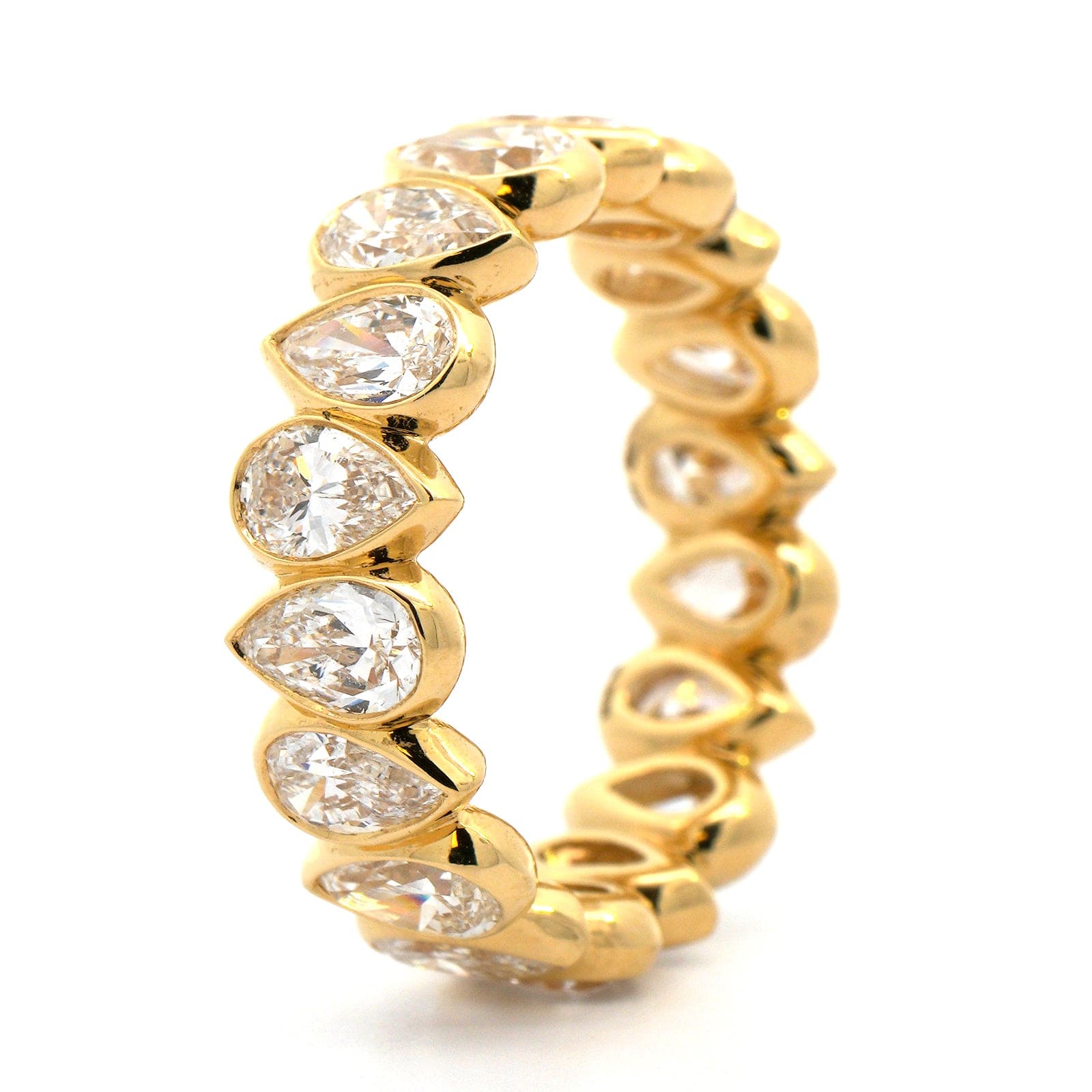 18K Yellow Gold Pear Shaped Diamond Eternity Band