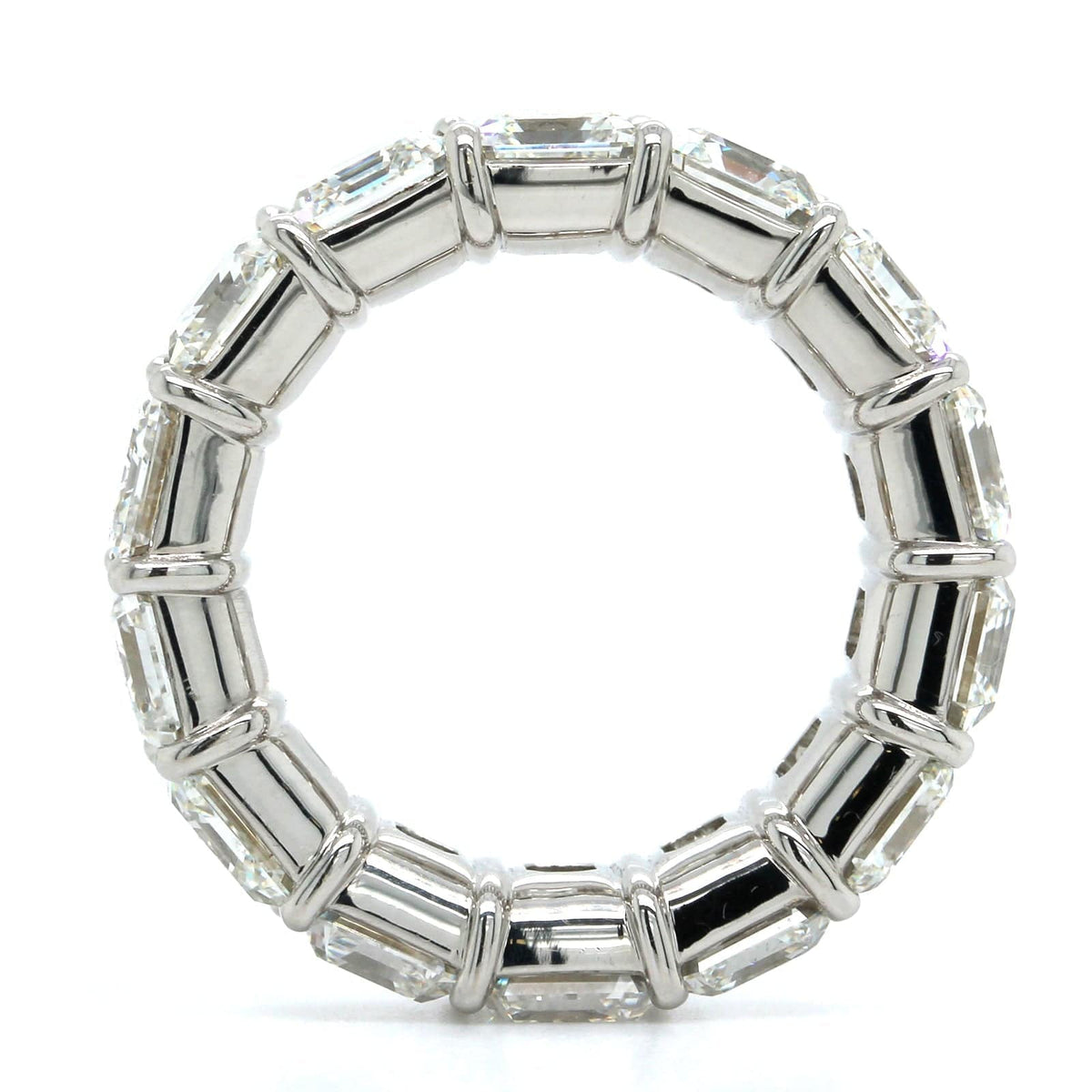 18K White Gold Emerald Cut Diamond Eternity Band