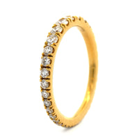 18K Yellow Gold Shared Prong Graduated Diamond Eternity Band