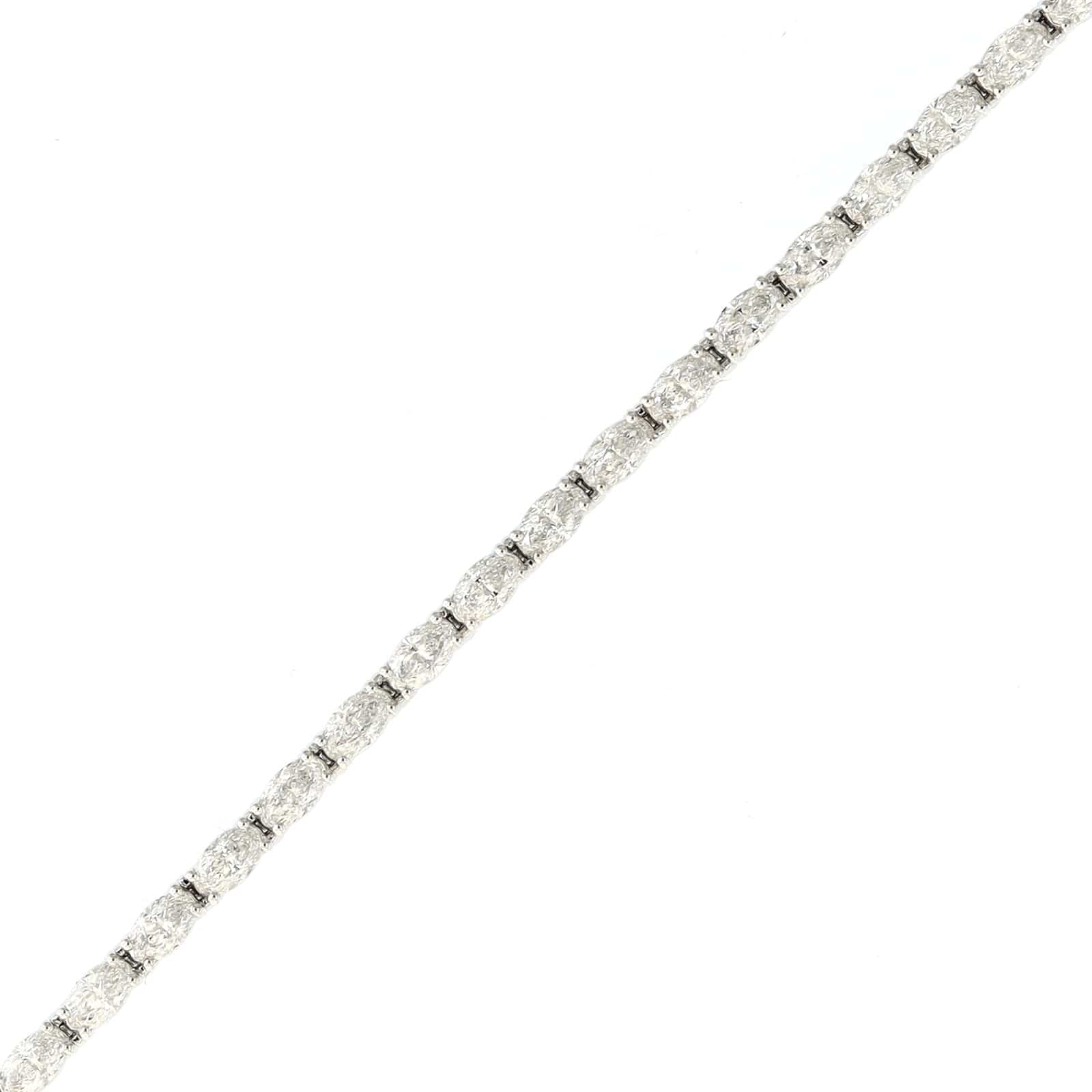 18K White Gold Moval Shaped Diamond Tennis Bracelet