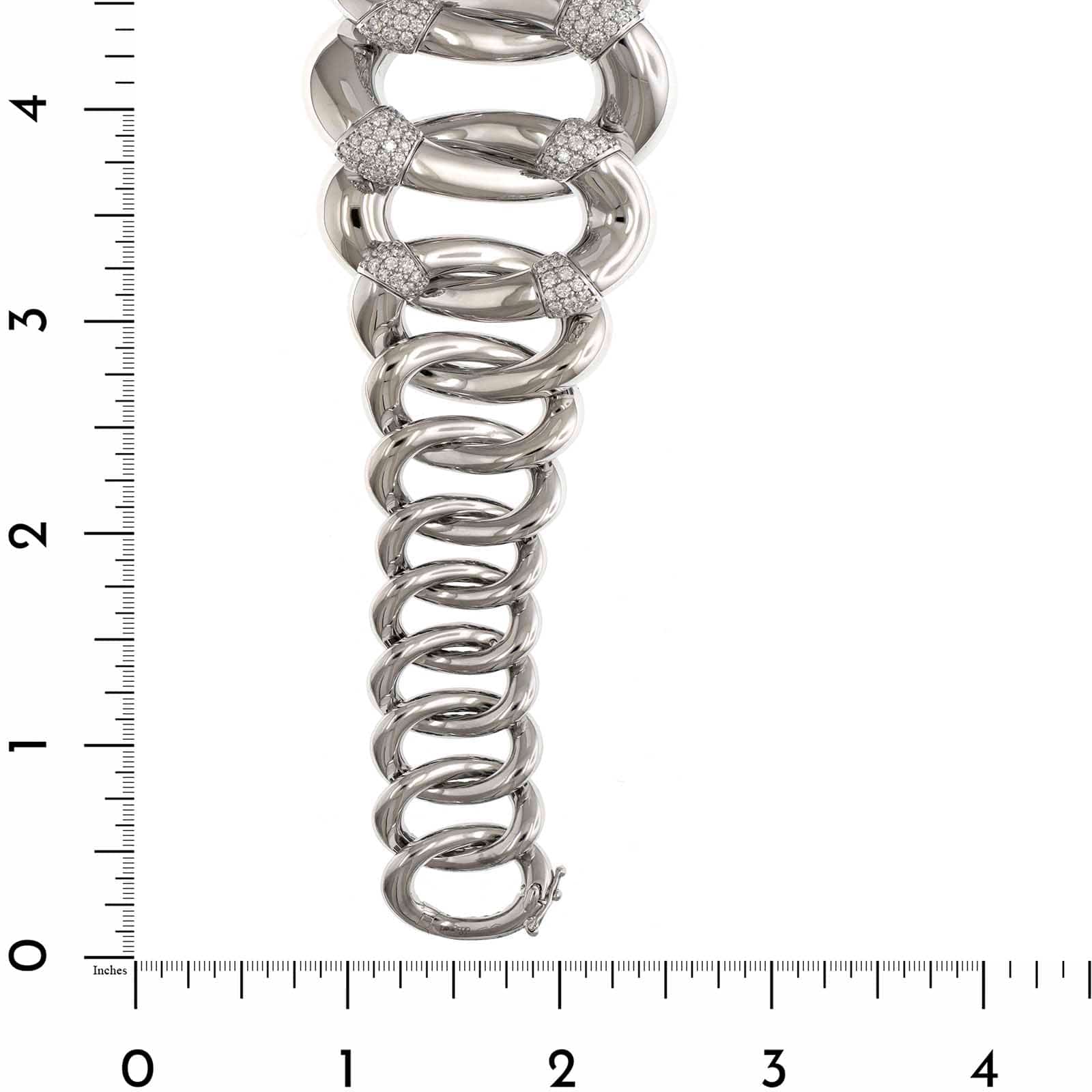 18K White Gold Diamond Oval Link Bracelet