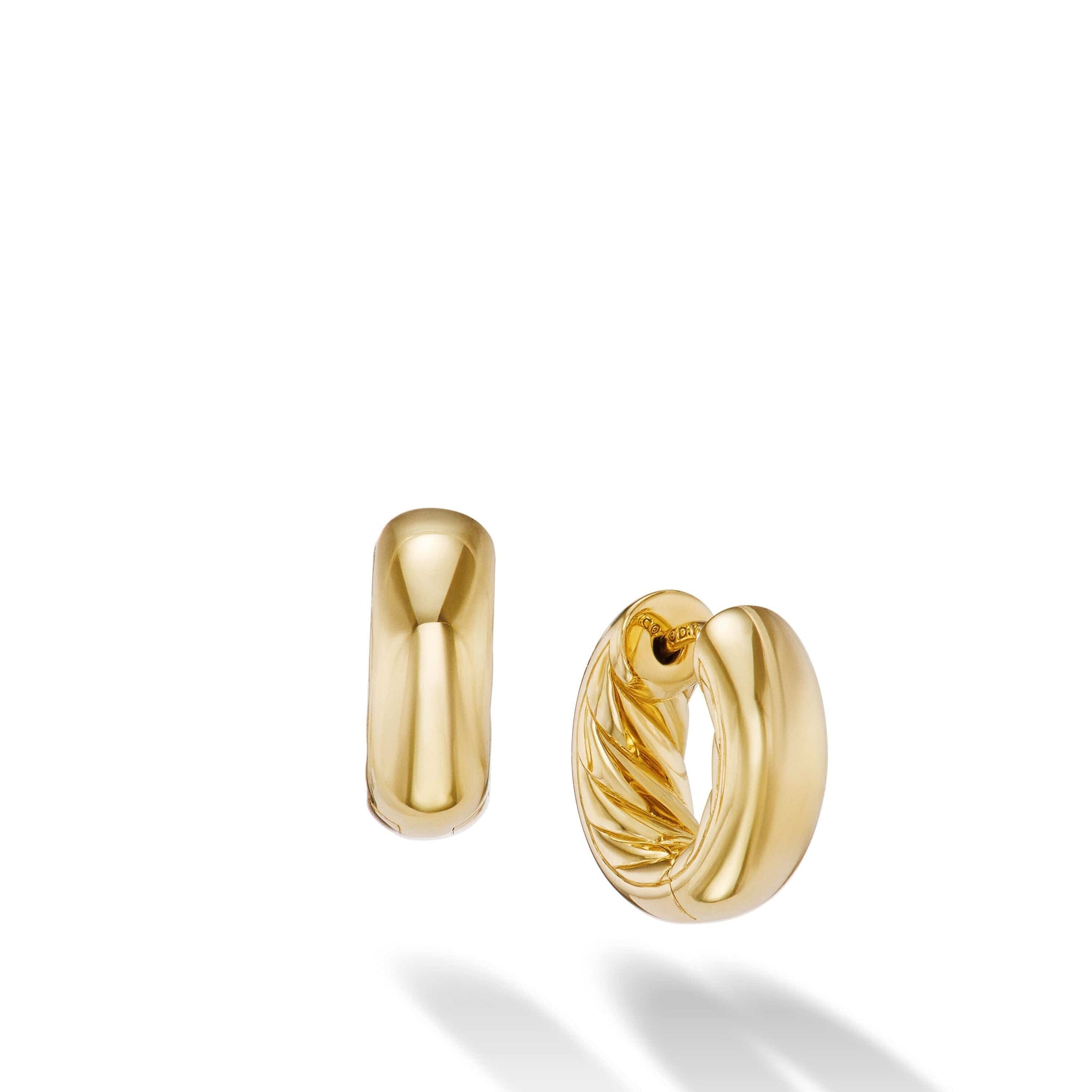 Sculpted Cable Micro Smooth Hoop Earrings in 18K Yellow Gold