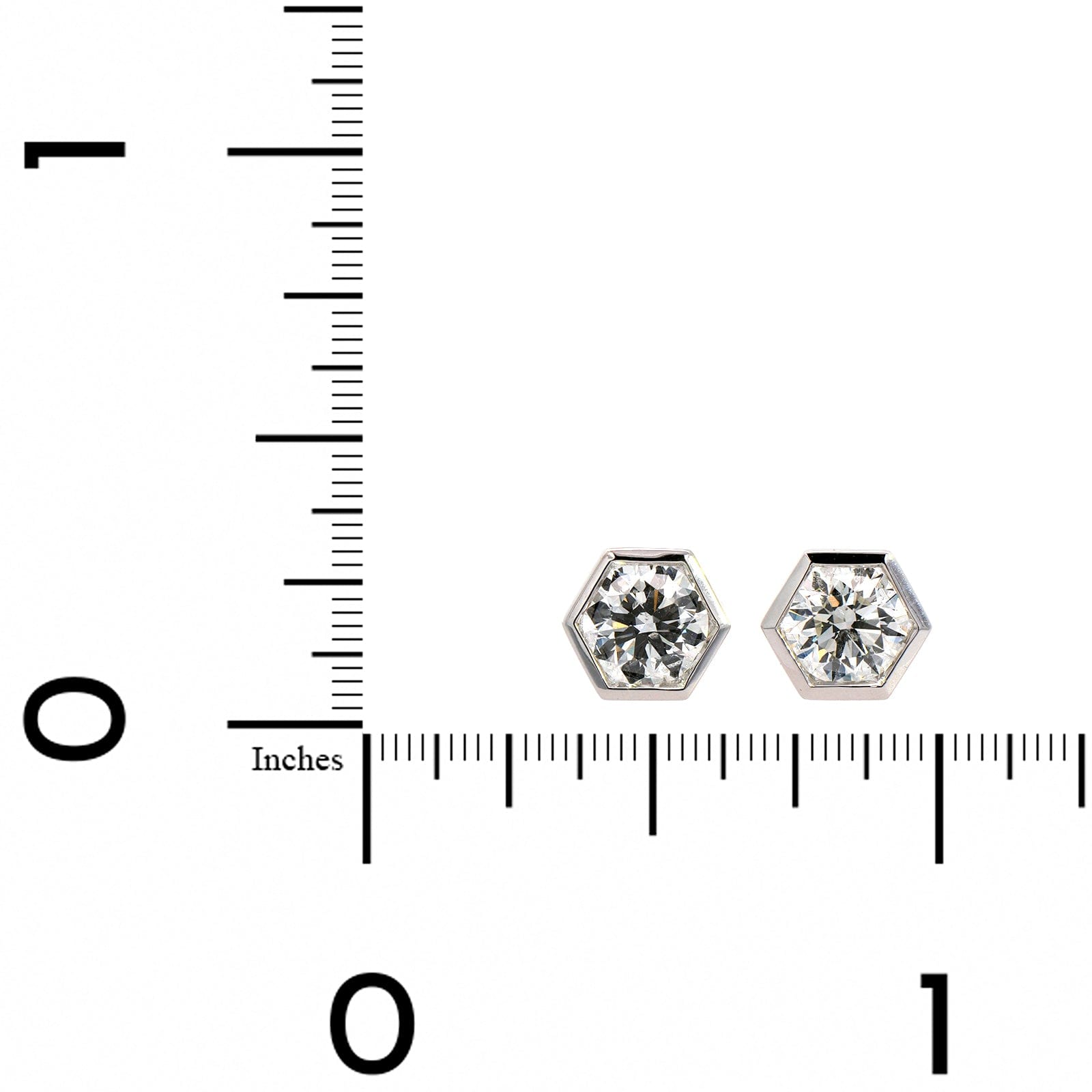 18K White Gold Diamond Stud Earrings