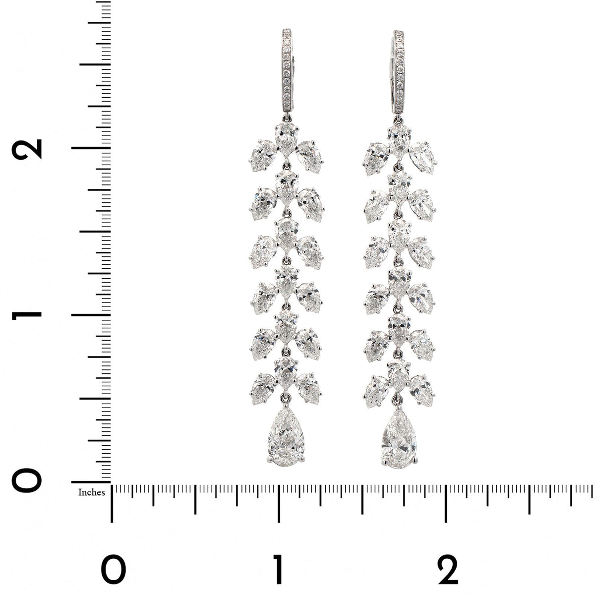 18K White Gold Pear Shaped Diamond Dangle Earrings