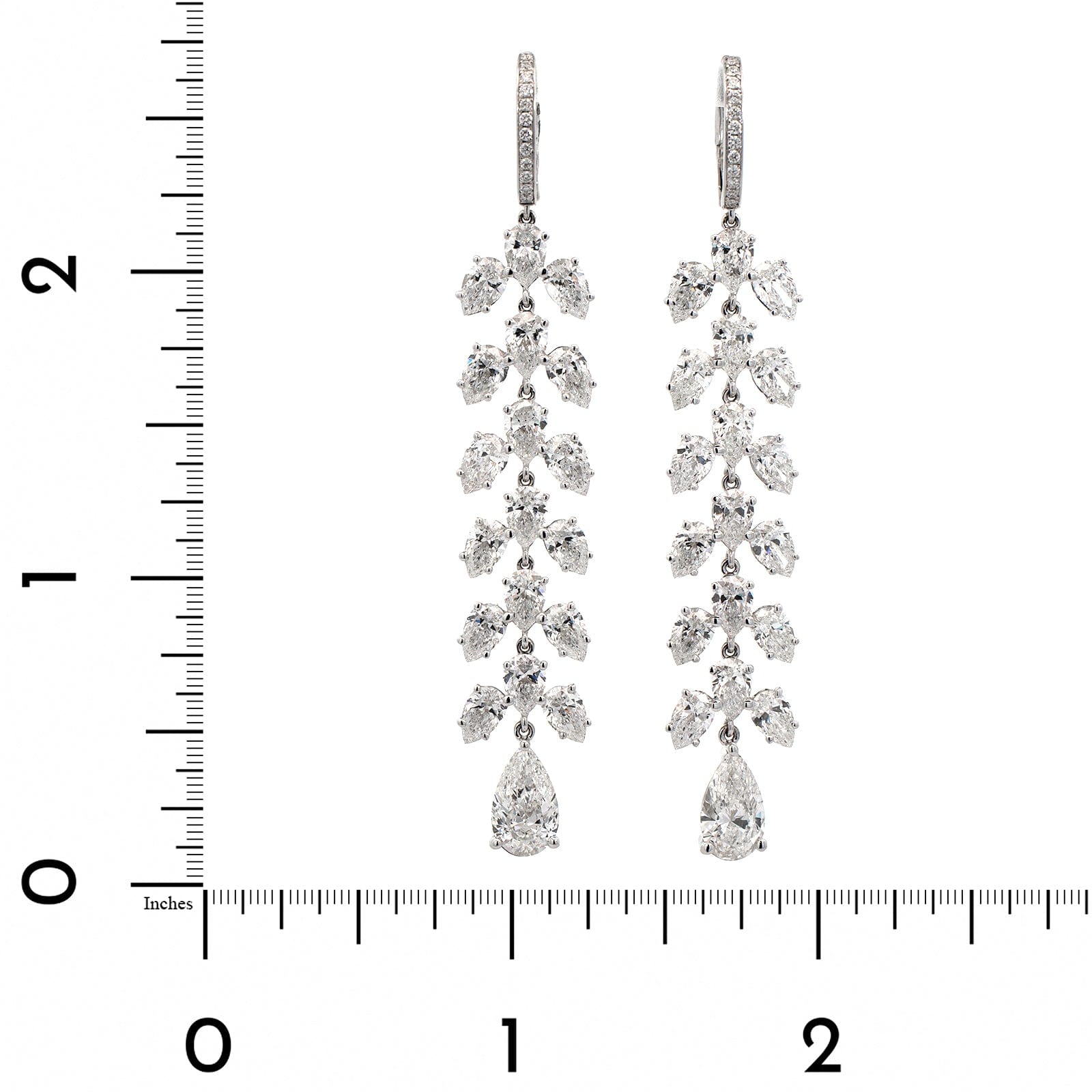 18K White Gold Pear Shaped Diamond Dangle Earrings