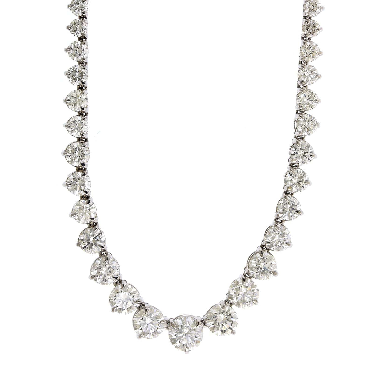 18K White Gold Graduated Diamond Tennis Necklace