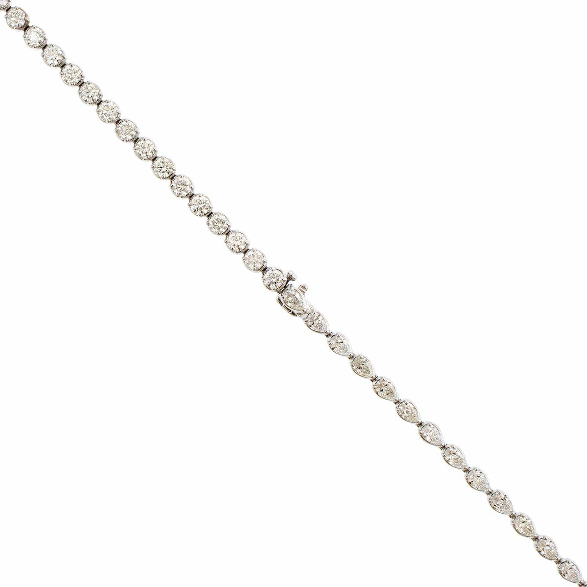 18K White Gold Diamond Lariat Style Necklace