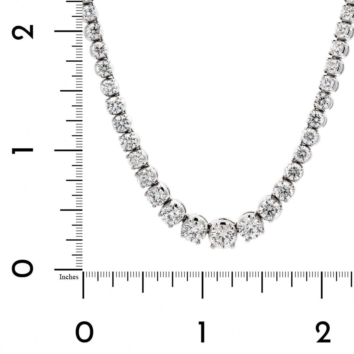 18K White Gold Graduated Diamond Tennis Necklace