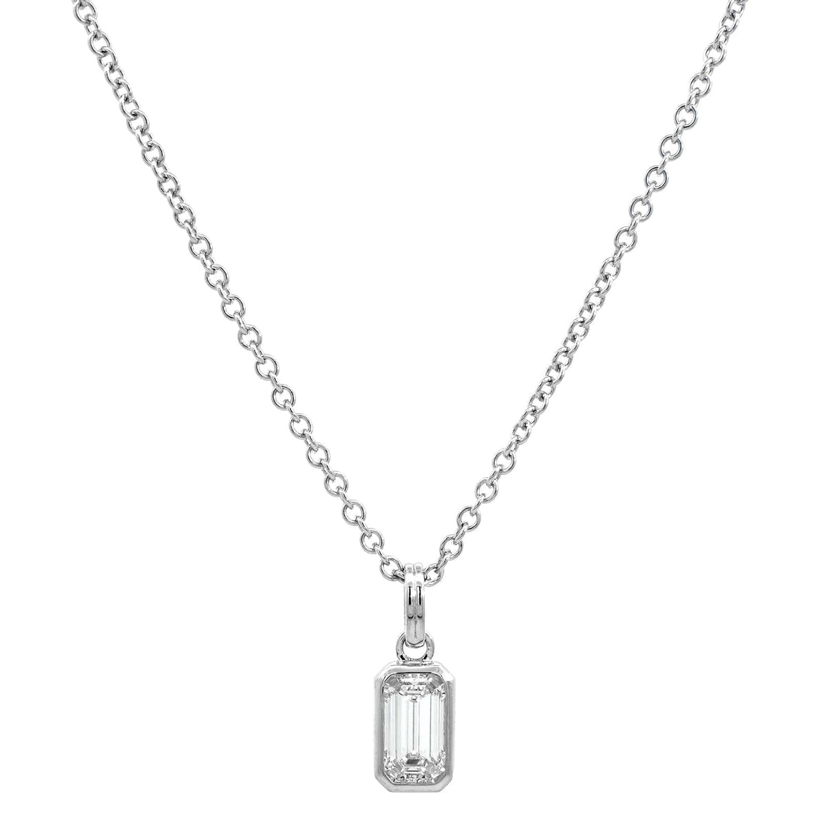 18K White Gold Emerald Cut Diamond Pendant Necklace