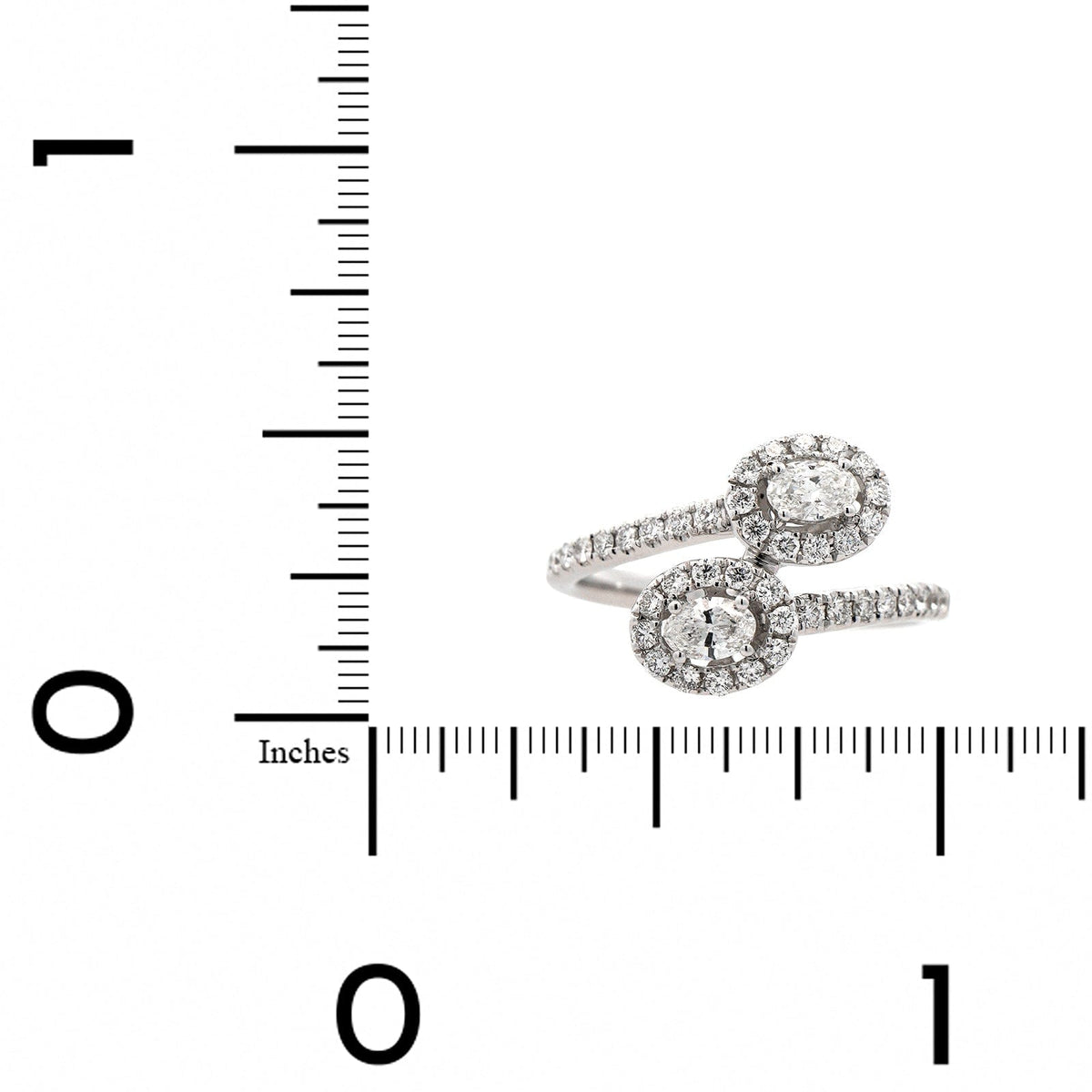 18K White Gold Oval Diamond Ring