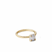 Petite Chatelaine® Ring in 18K Yellow Gold with Pavé Diamonds, 7mm