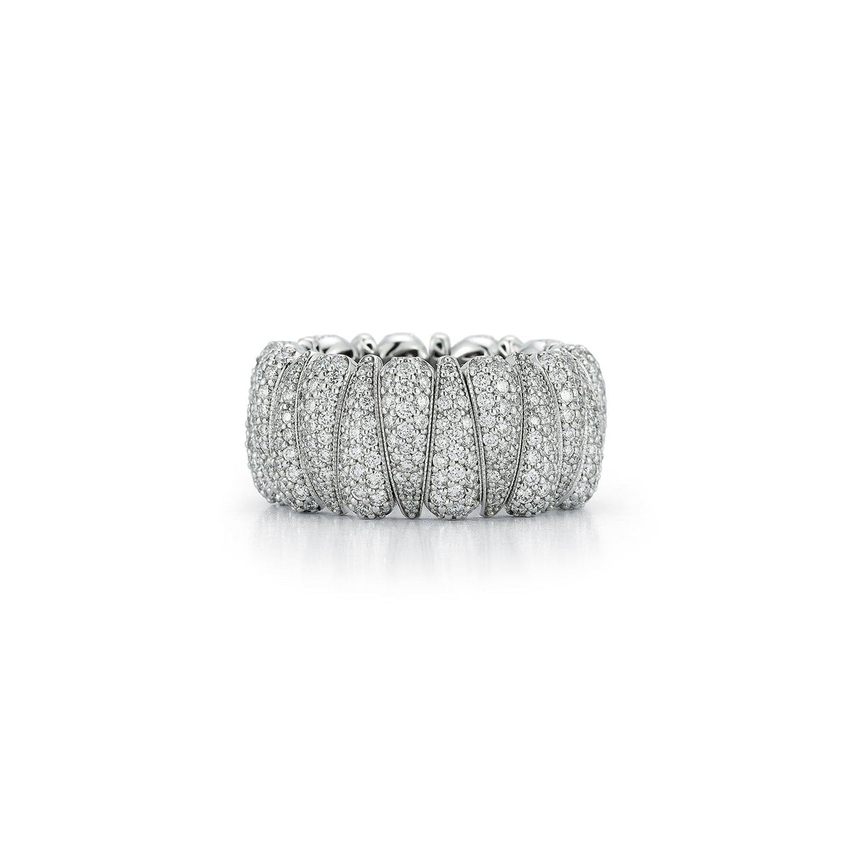 18K White Gold Tear Drop Diamond Stretch Ring