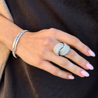 Vhernier 18K White Gold Diamond Abbraccio Ring