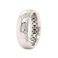 Leo Pizzo 18K White Gold Flush and Star Set Diamond Ring