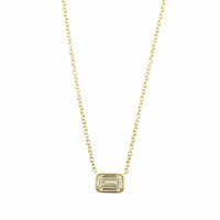 18K Yellow Gold Emerald Cut Diamond Pendant Necklace