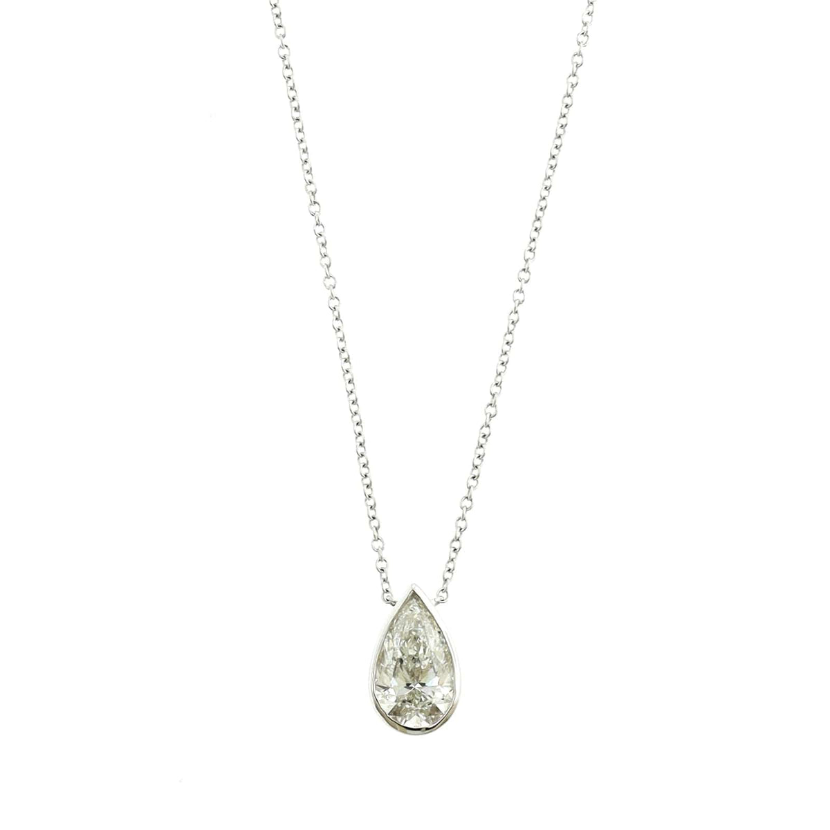 18K White Gold Pear Shaped Diamond Pendant Necklace