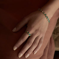 Fernando Jorge 18K Yellow Gold and Emerald Flicker Bracelet