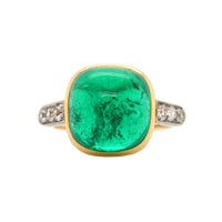 Eclat Jewels 18K Yellow Gold Cabochon Emerald and Diamond Ring