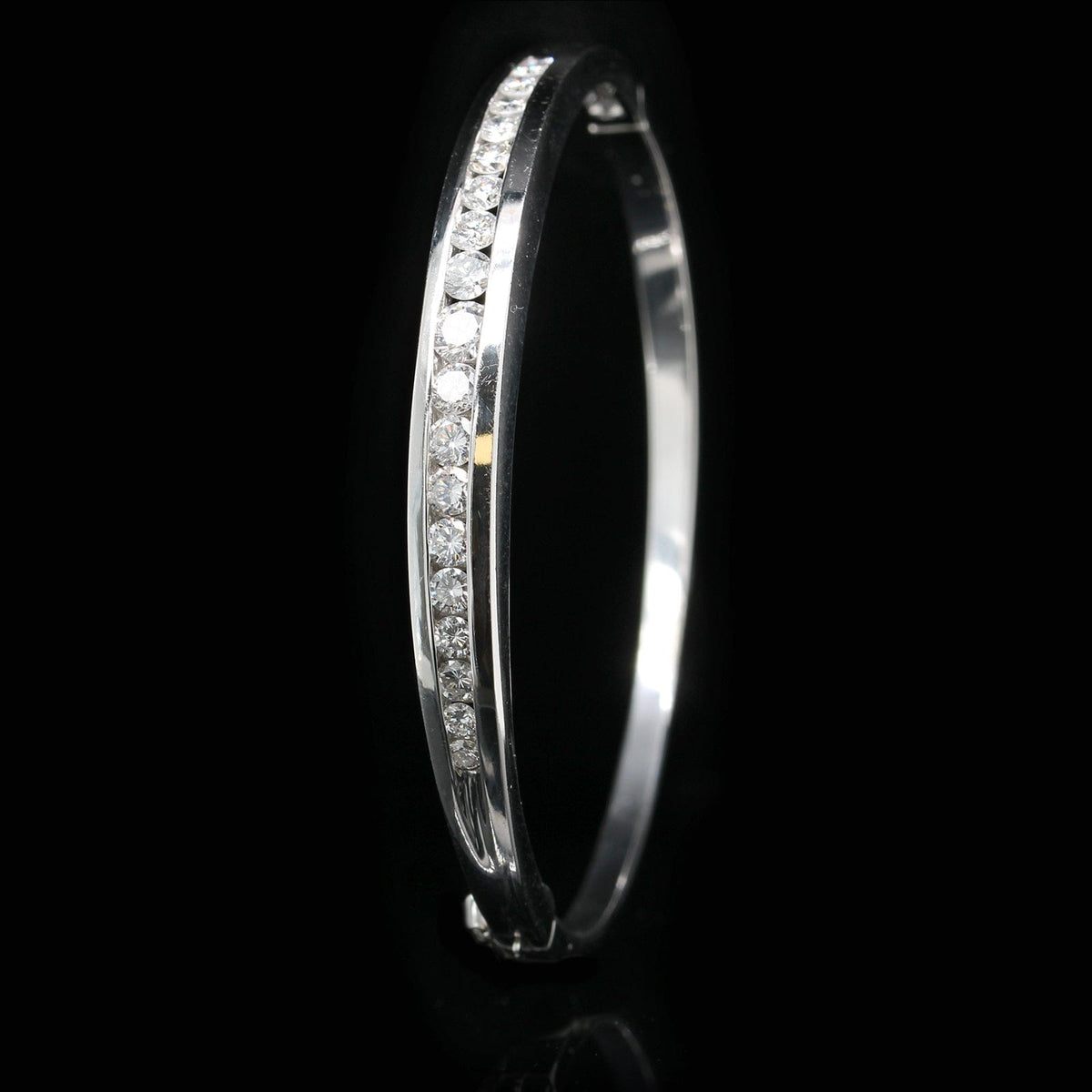 14K White Gold Estate Diamond Bangle