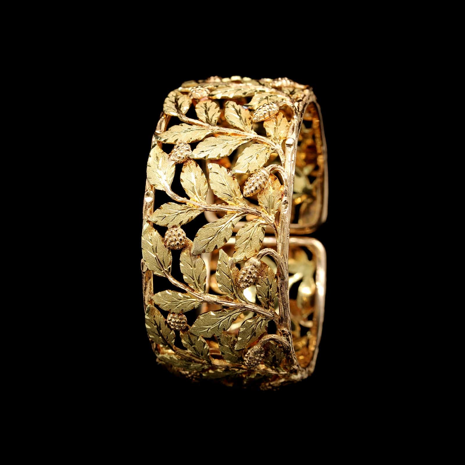 Buccellati 18K Yellow Gold Estate Leaf Cuff Bracelet