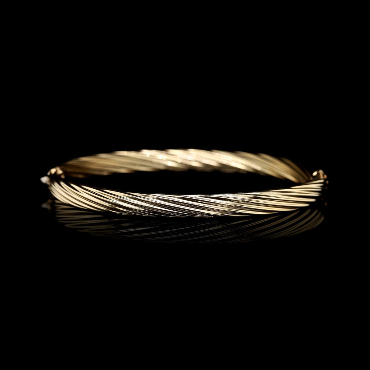 14K Yellow Gold Estate Hinged Bangle Bracelet