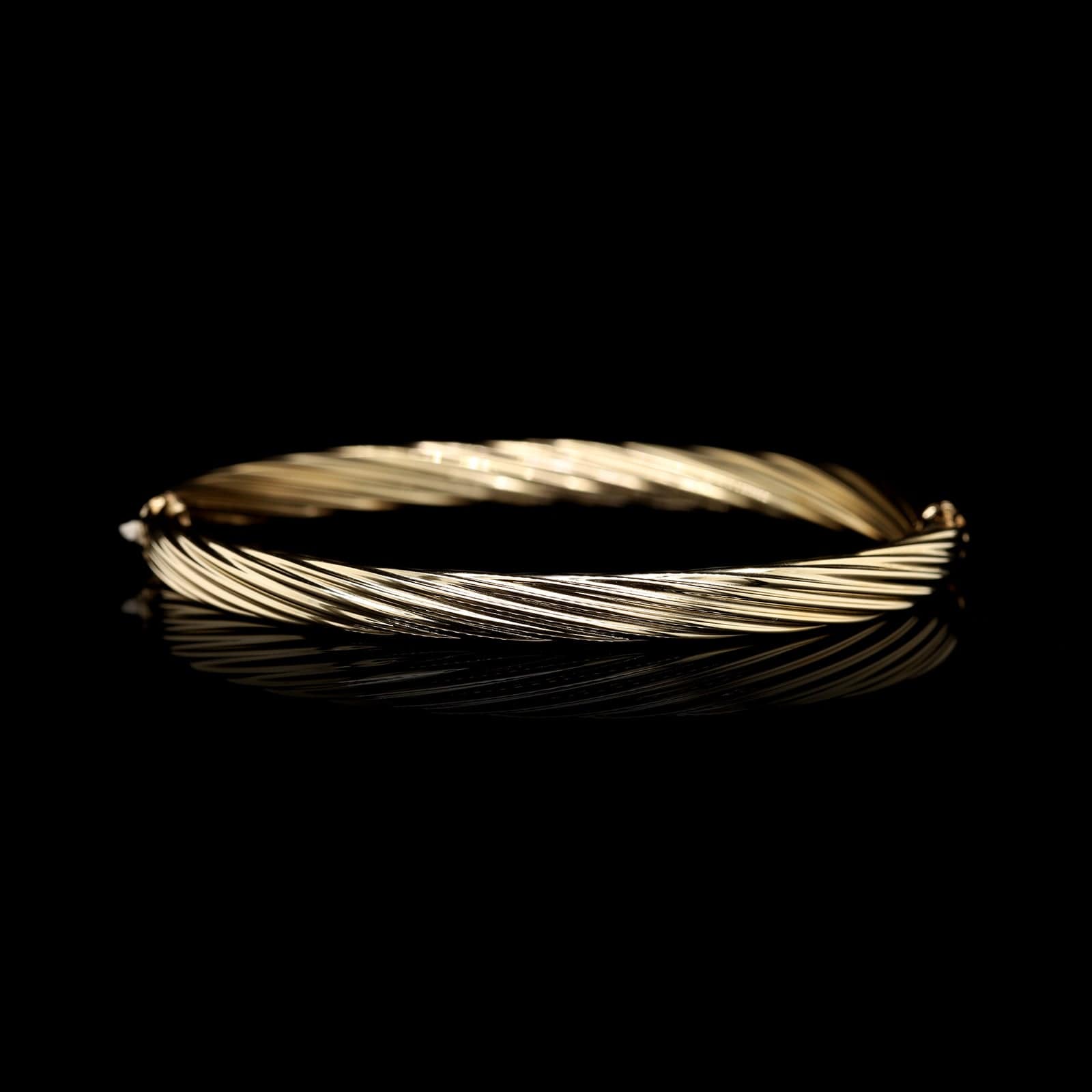 14K Yellow Gold Estate Hinged Bangle Bracelet