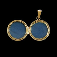 18K Yellow Gold Estate Engraved Round Locket