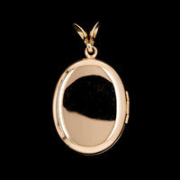 14K Yellow Gold Estate Engraved Flower Locket