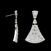 18K White Gold Estate Diamond Earrings