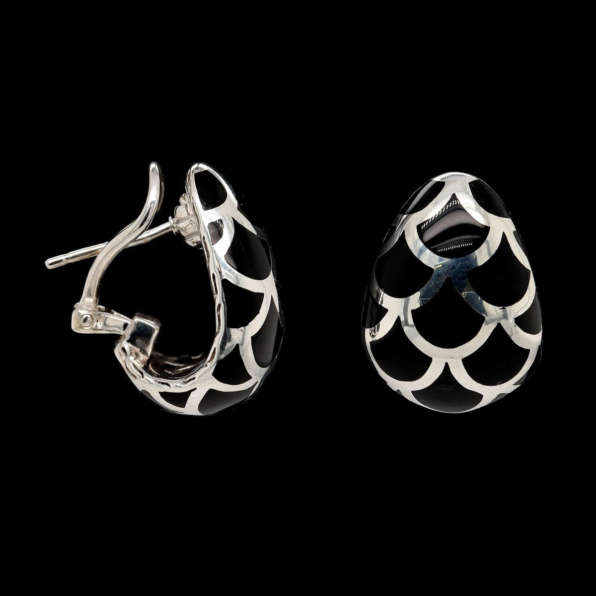 John Hardy Sterling Silver Estate Naga Black Enamel Earrings
