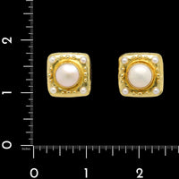 Elizabeth Locke 18K Yellow Gold Estate Cultured Mabe Pearl Earrings