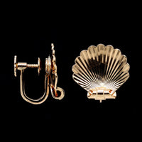 Retro Larter & Sons 14K Yellow Gold Estate Shell Earrings