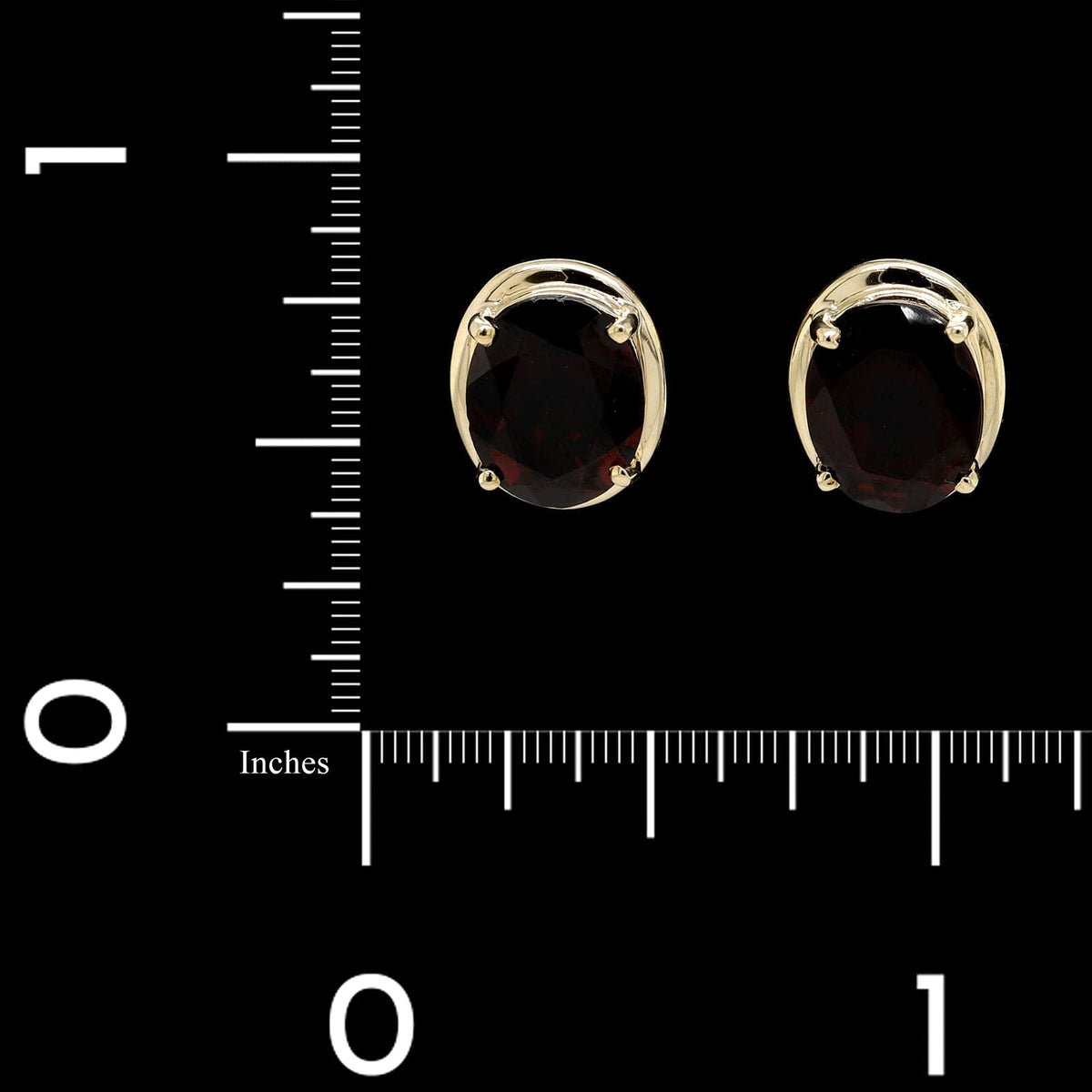 14K Yellow Gold Estate Garnet Stud Earrings