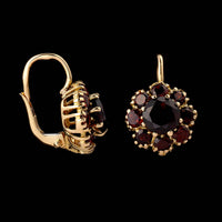 18K Yellow Gold Estate Garnet Earrings